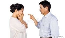 弟弟放弃的房产怎么还给他(弟弟名下的房子怎么过户给姐姐)
