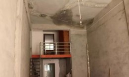 房子漏水房产不处理怎么解决(房屋漏水不处理可以报警吗)