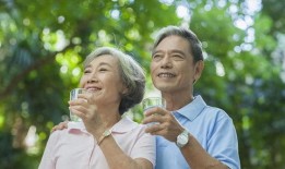 再婚后房产过户怎么处理(再婚后之前的房子过户)