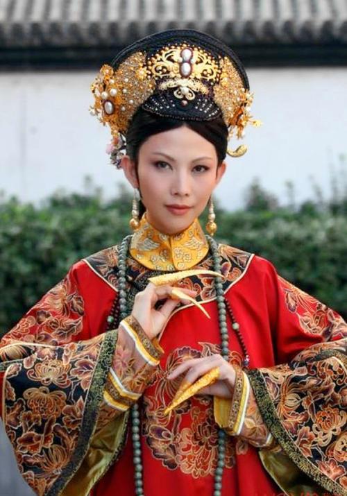 房产销售泼水视频怎么拍(房产销售泼水视频怎么拍出来)