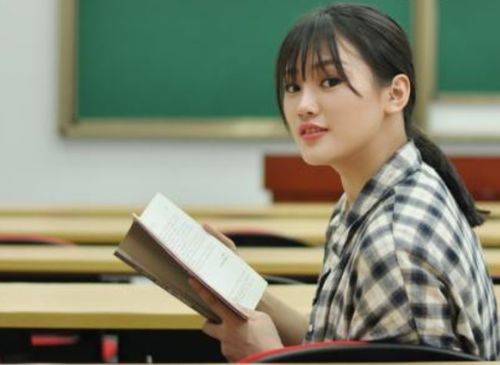 房产宣传片怎么调色彩(房产宣传片怎么调色彩好看)