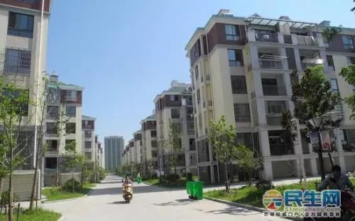 小区的房产证怎么写(小区房产证图片)